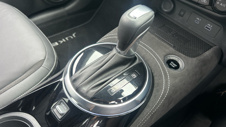 Nissan Juke 1.6 Hybrid Tekna+ 5dr Auto Hybrid Hatchback